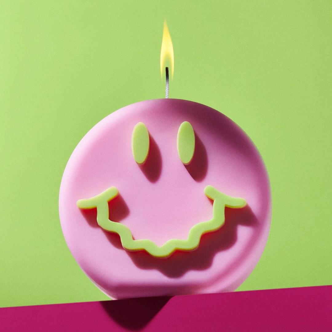 GET WAVEY CANDLE - PINK & GREEN
